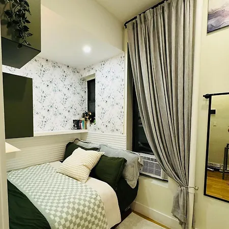 Columbus House Apartment